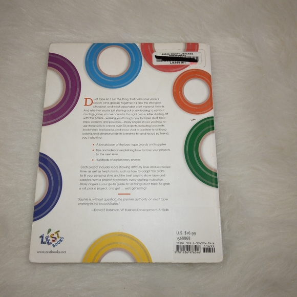 BOOK Sticky Fingers- DIY Duct Tape Projects by Sophie Maletsky - Picture 7 of 7